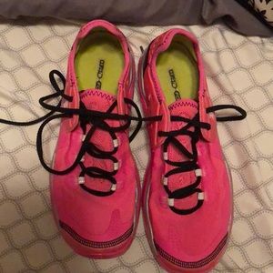 Under Armour hot pink running shoes